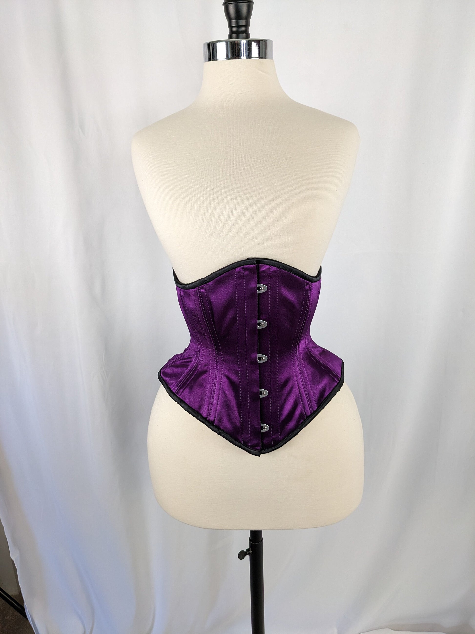 https://www.corsetsandcogs.com/cdn/shop/products/il_fullxfull.4724783214_iao4_83d102d9-0a5c-4926-931e-abcdad9d7c14.jpg?v=1700333454&width=1946